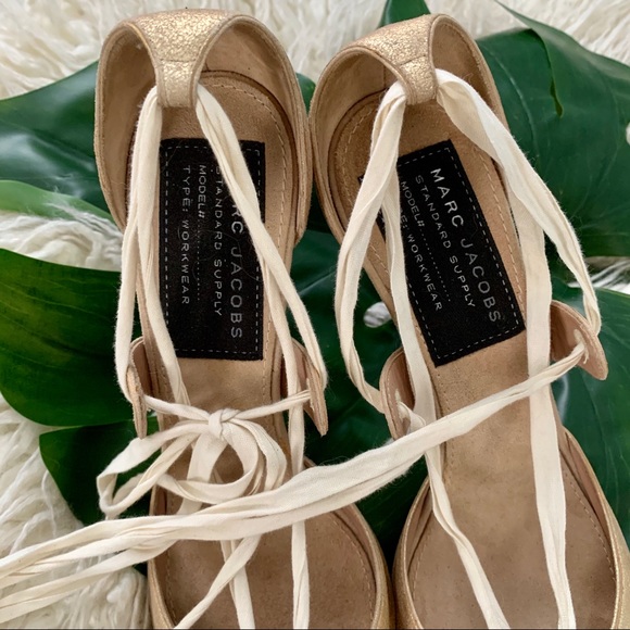 Marc Jacobs Lace Up Gold Heels Size 10.5 - Picture 2 of 8